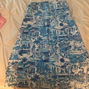 Lilly Pulitzer reversible dress size medium.